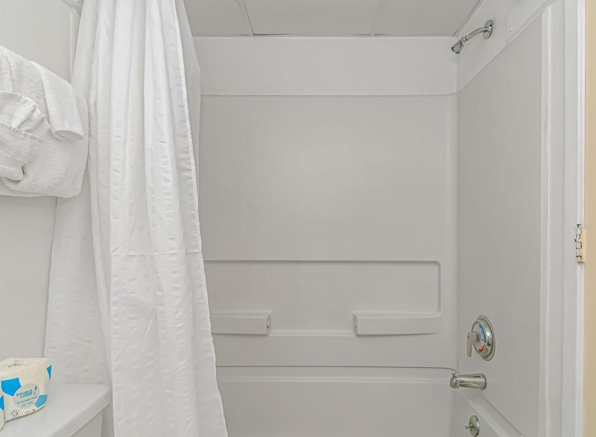 Renovated And Modern! Beautifully Updated Queen Suite! Sea Mist Resort 50410 Perfect For 2-4 Guests! Myrtle Beach Ngoại thất bức ảnh